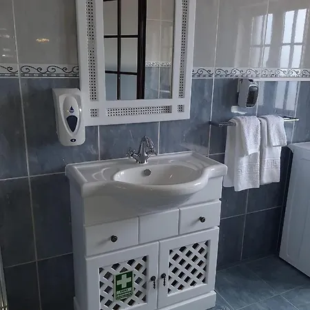 Casa Velha D Fernando E Casa Avo Augusta 게스트하우스 리베이라브라바