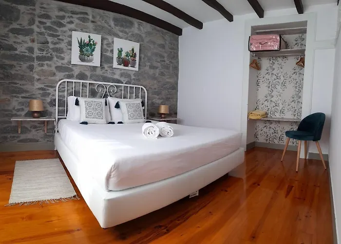 בית הארחה Casa Velha D Fernando E Casa Avo Augusta 4*