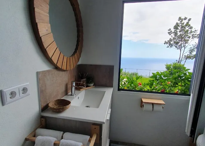 Casa Velha D Fernando E Casa Avo Augusta Ribeira Brava