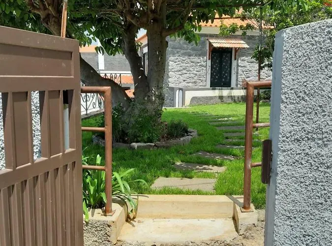 Casa Velha D Fernando E Casa Avo Augusta بيت ضيافة